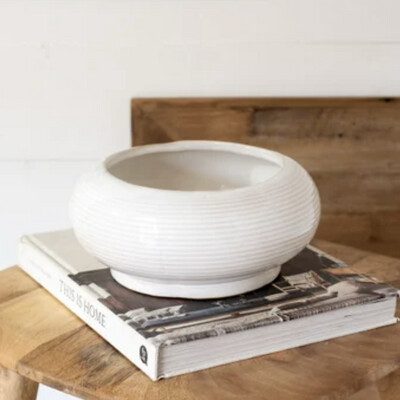Pdg 8.25" Raised White Ceramic Bowl 4"H
