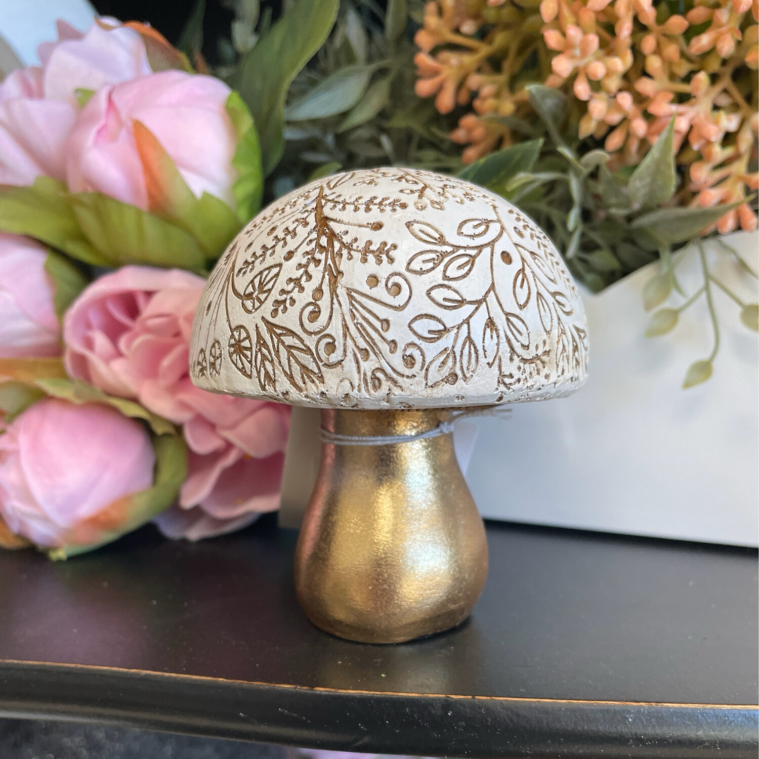 Yng Sm White Resin Mushroom