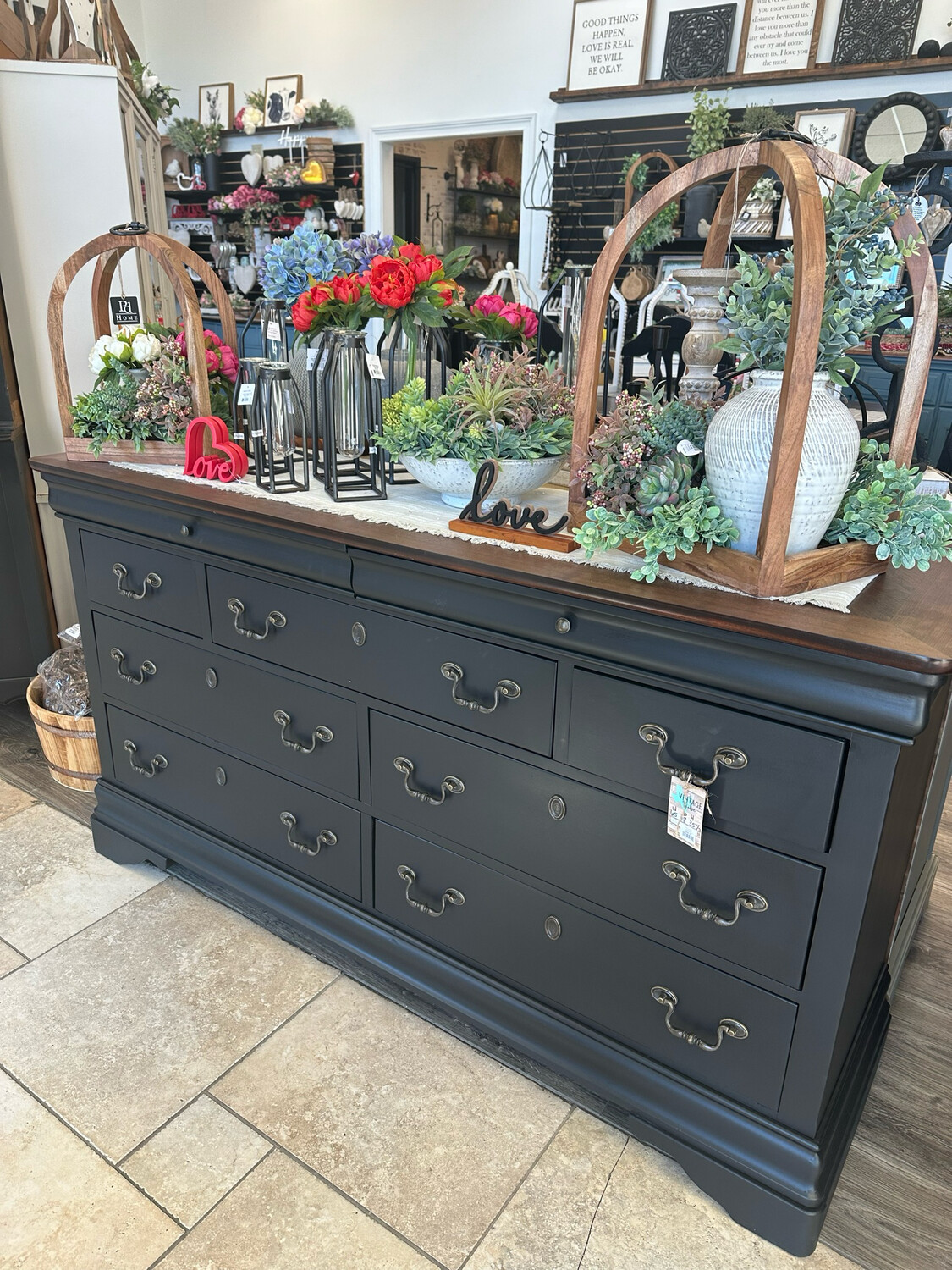 VV Caviar Dresser 65x18x35.5 Sale