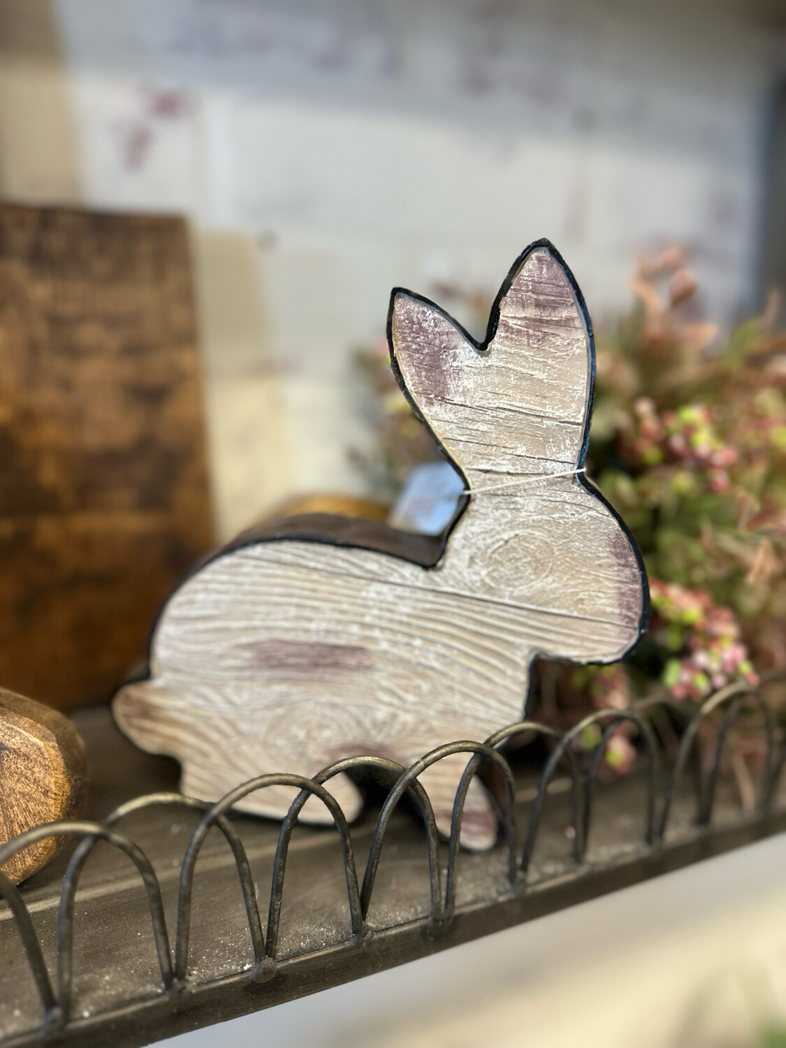 Han Wooden Look Bunny 7x6.25