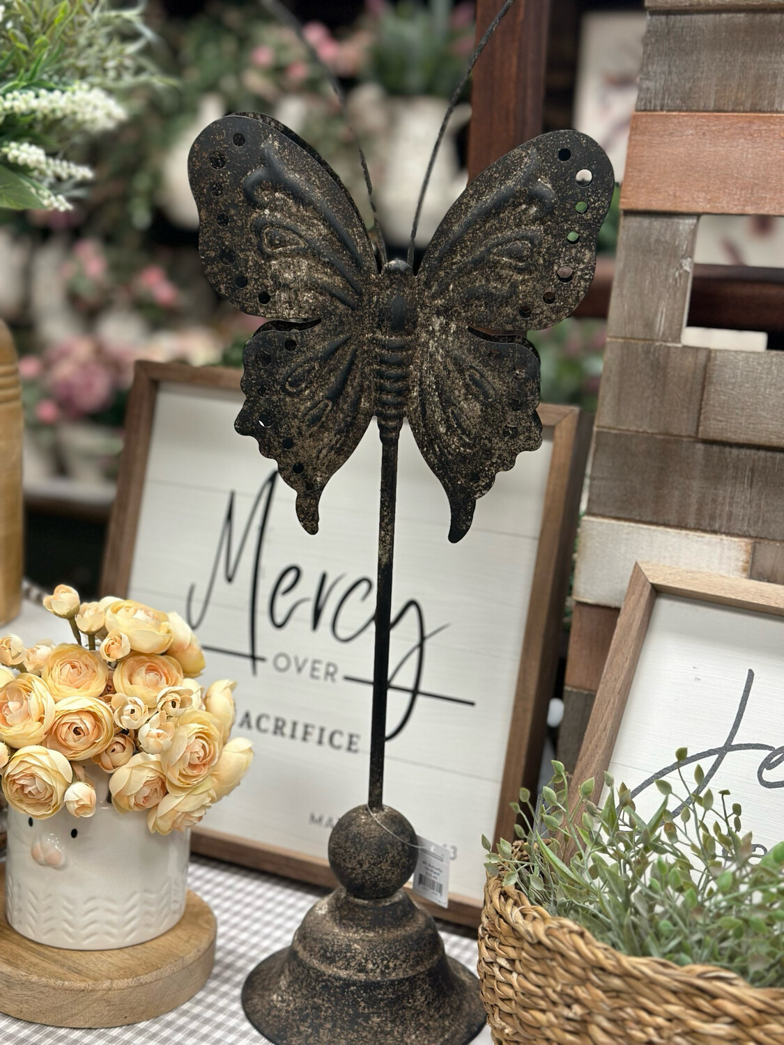 MV Butterfly On Stand 5.5x7.5x20 Metal