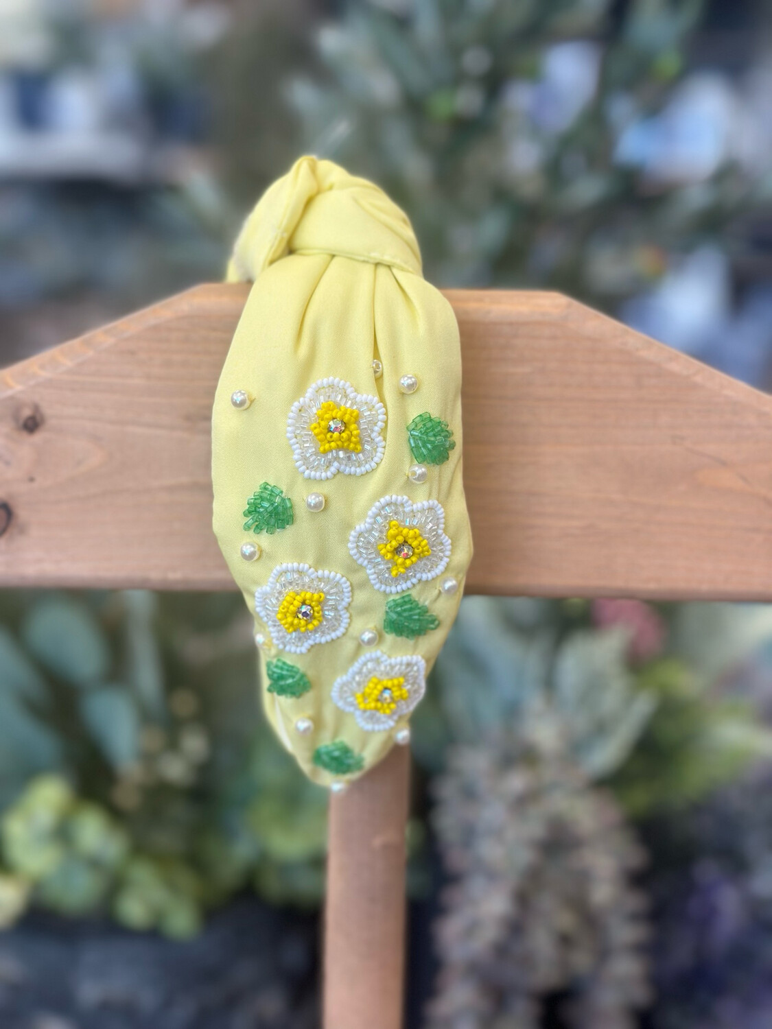 DAV HB Beaded Yellow Flowers