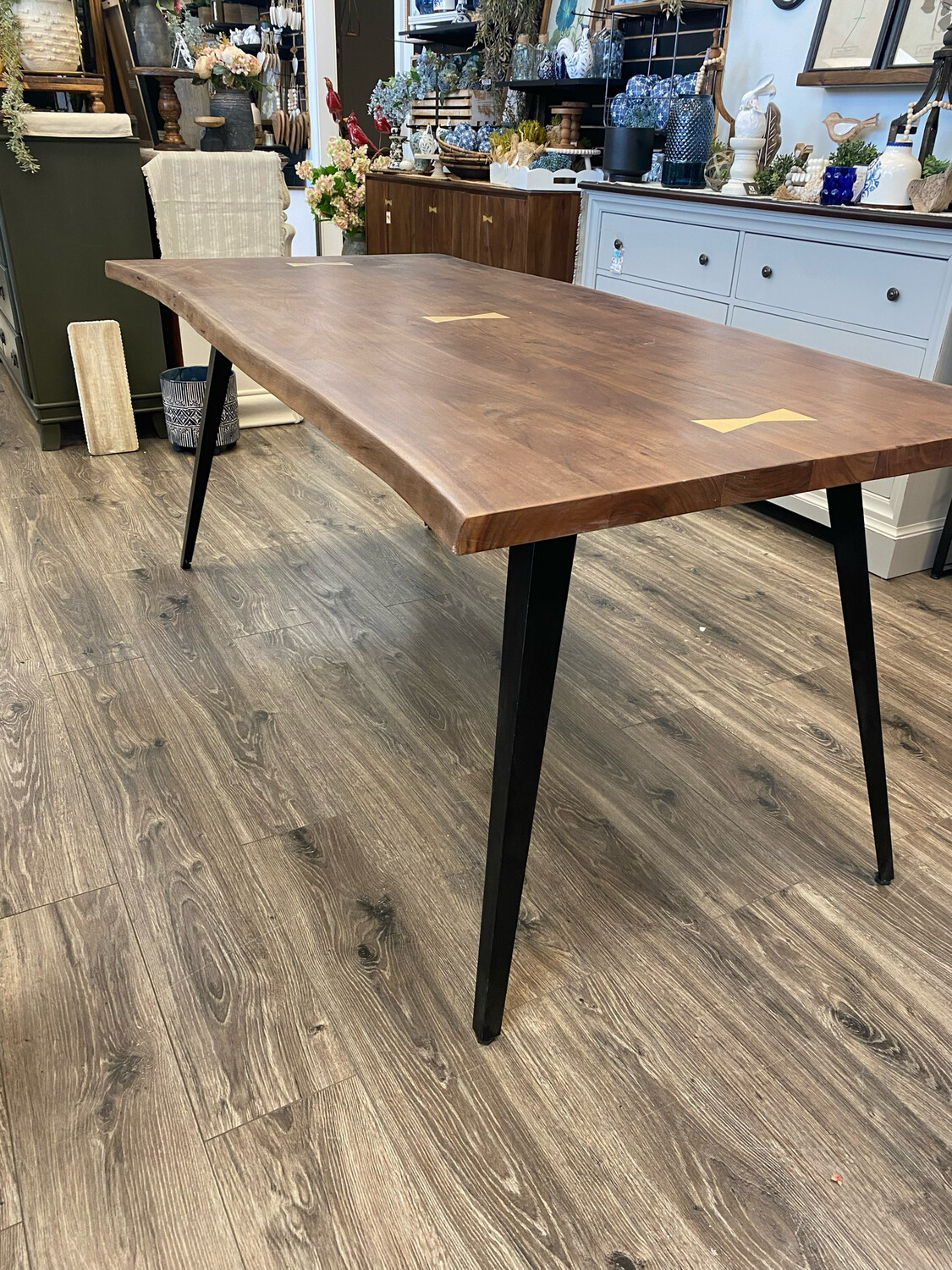 AB Dining Table