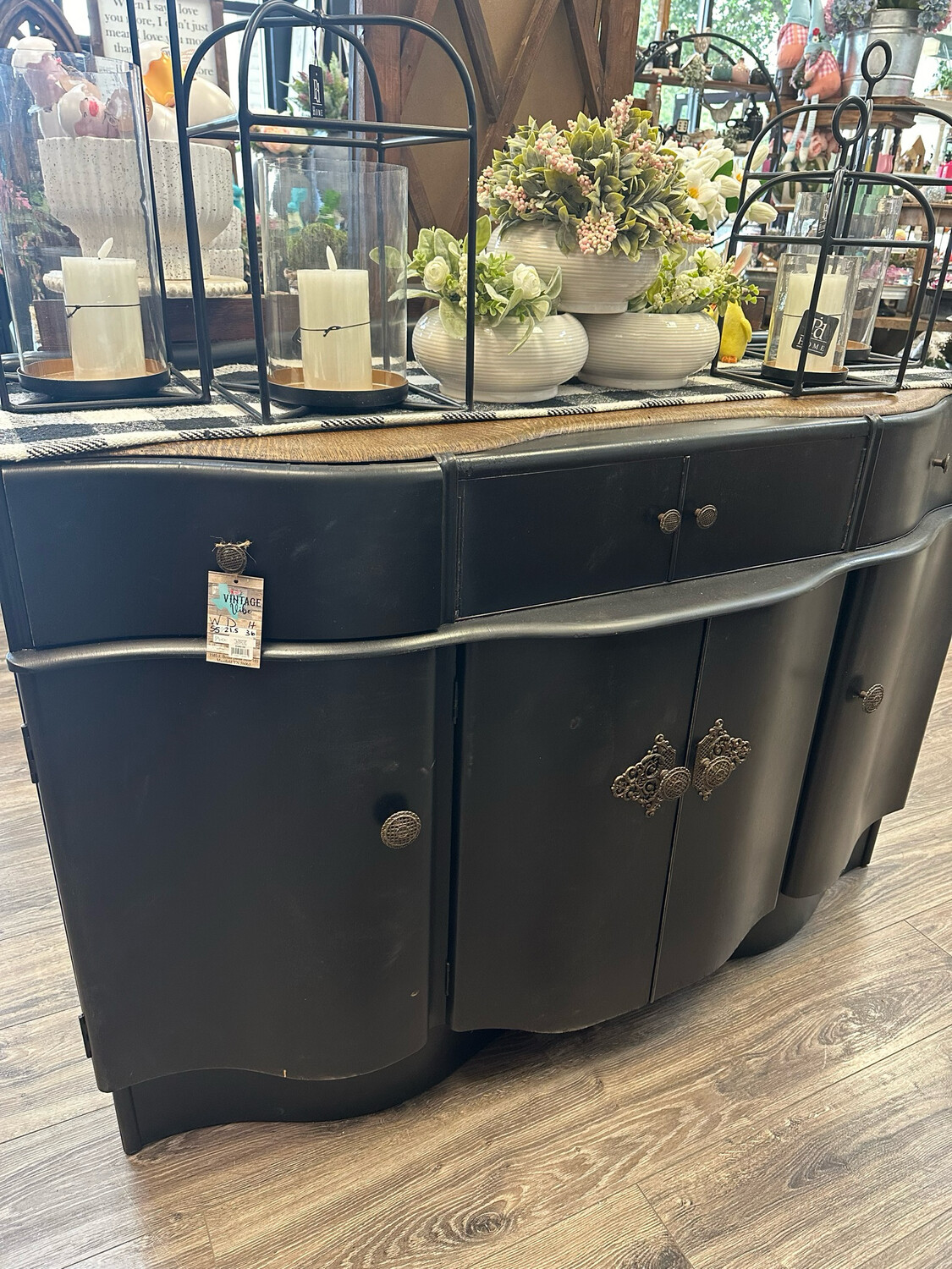 VV Waterfall Buffet LB 55x21.5x36