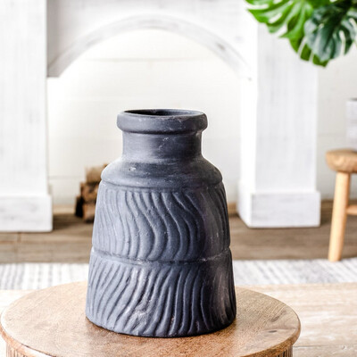 Pdg Black Matte Vase 6.75x5