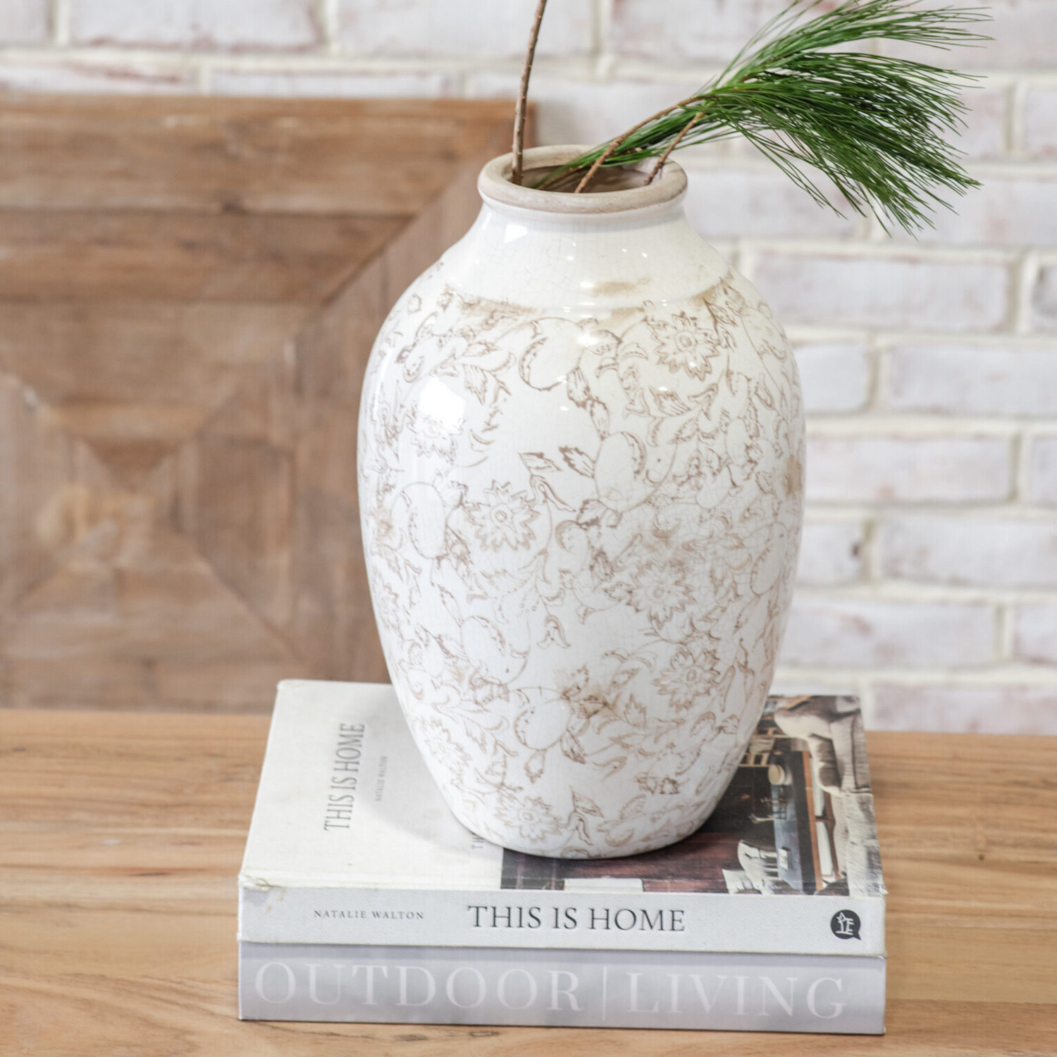 Pdg 12.2&quot; Beige Heirloom Vase