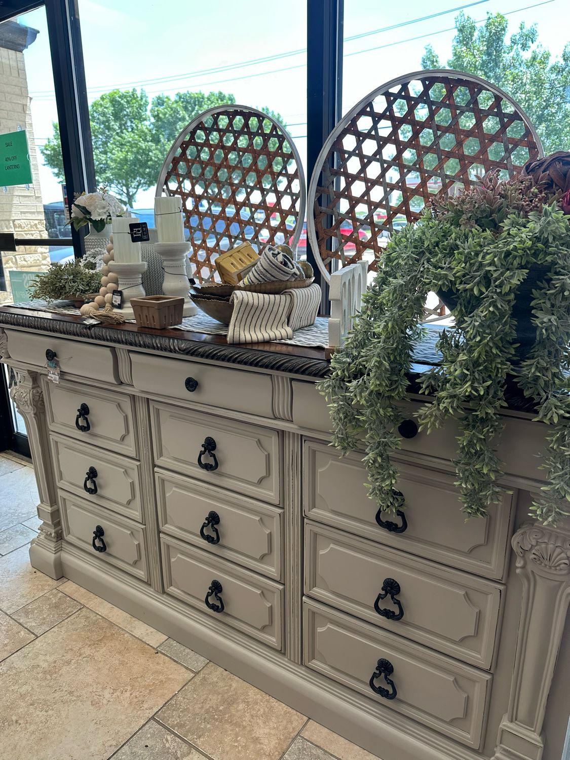 VV Glacier 12D Dresser 74x20.5x38
