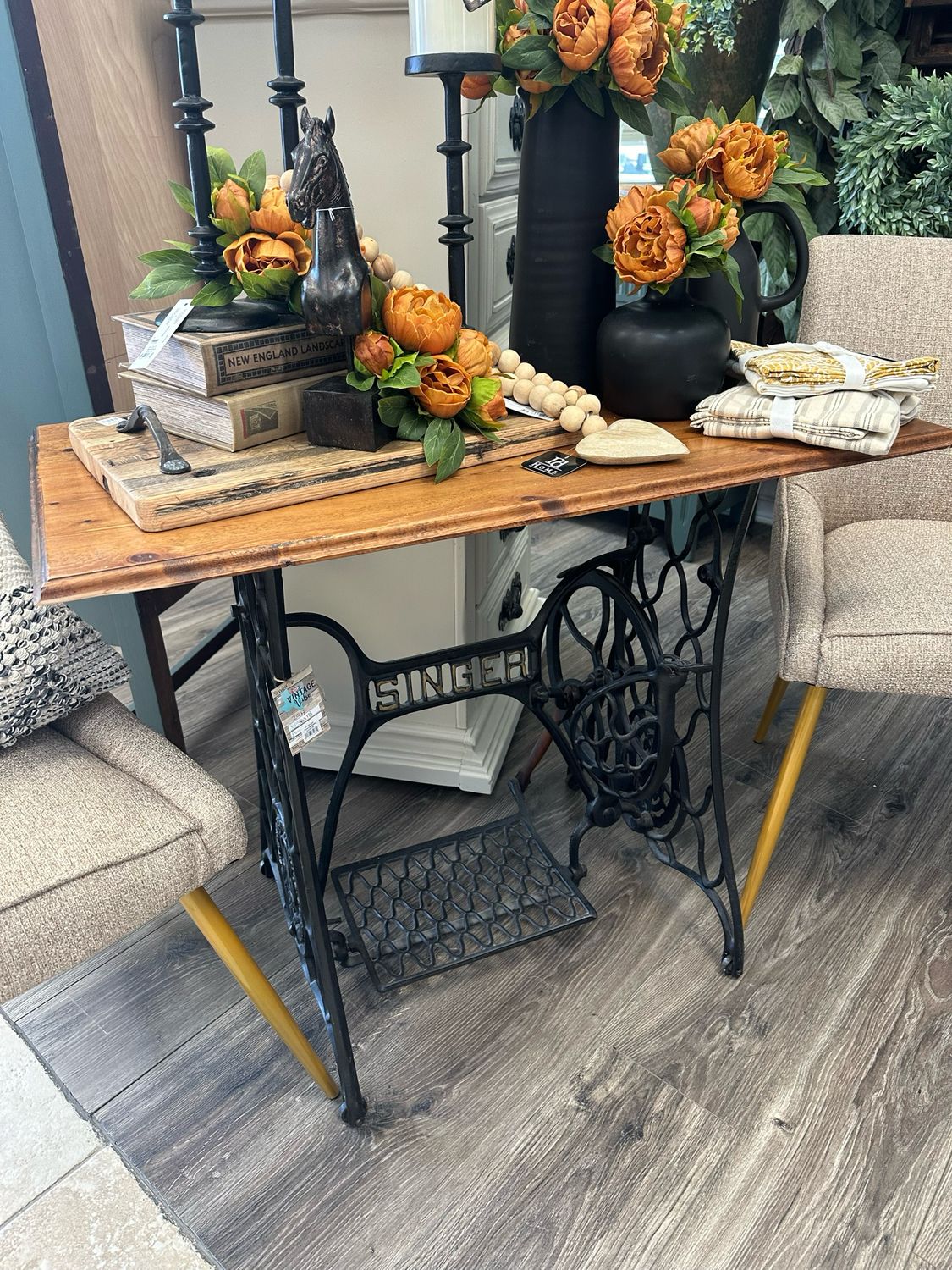 VV Singer Sewing Table 36x18 29
