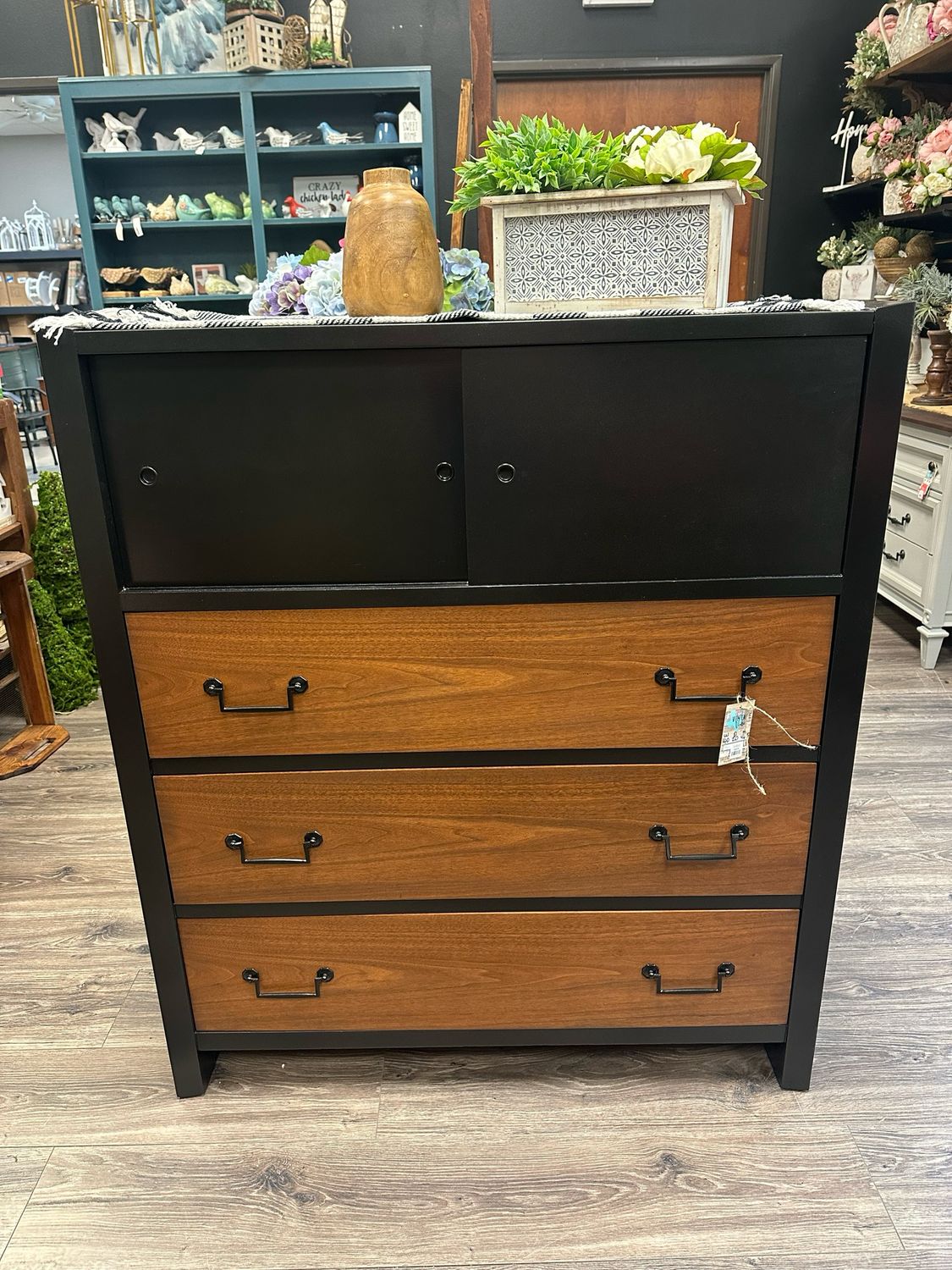 VV LB Chest 40x20x46.5 sale