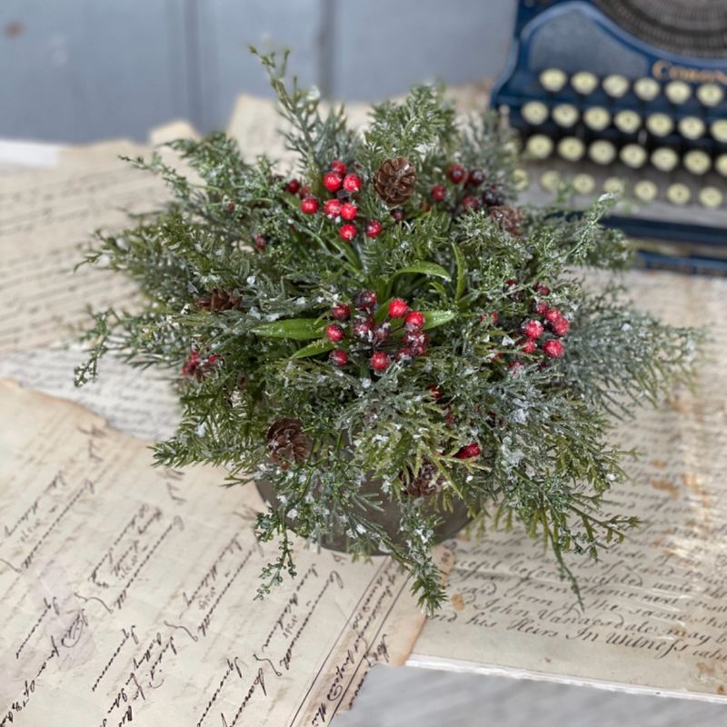 Lan 12&quot; Red Wintry Mix Half Sphere