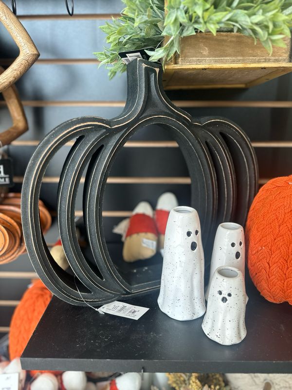 WT Black Cutout Pumpkin Frame Block 14.5x13.5x2