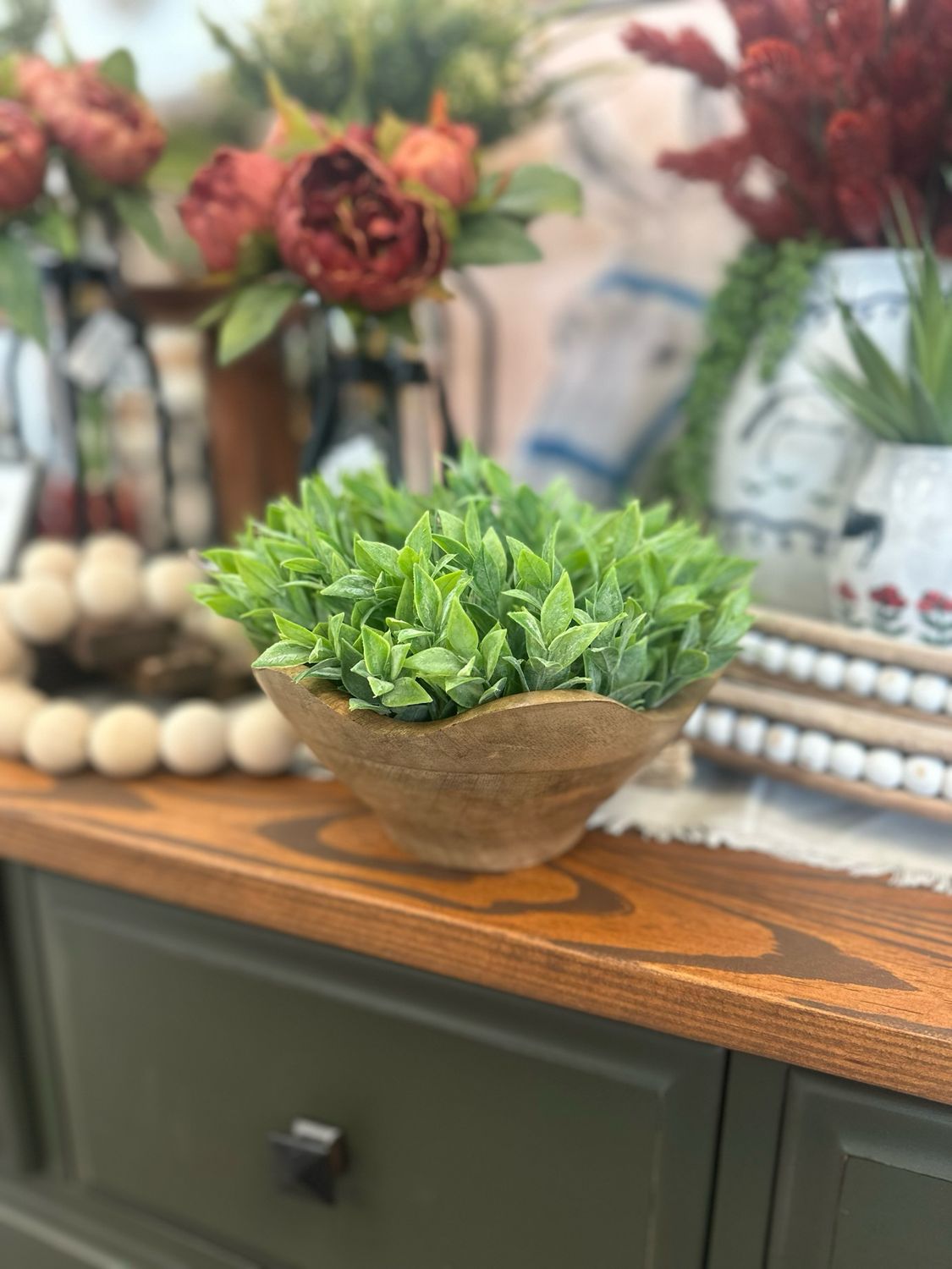 YNG Scallop Mango Wood Bowl