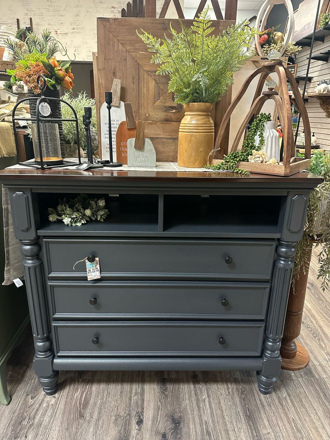VV Black Sands Console 47x20x42 sale 