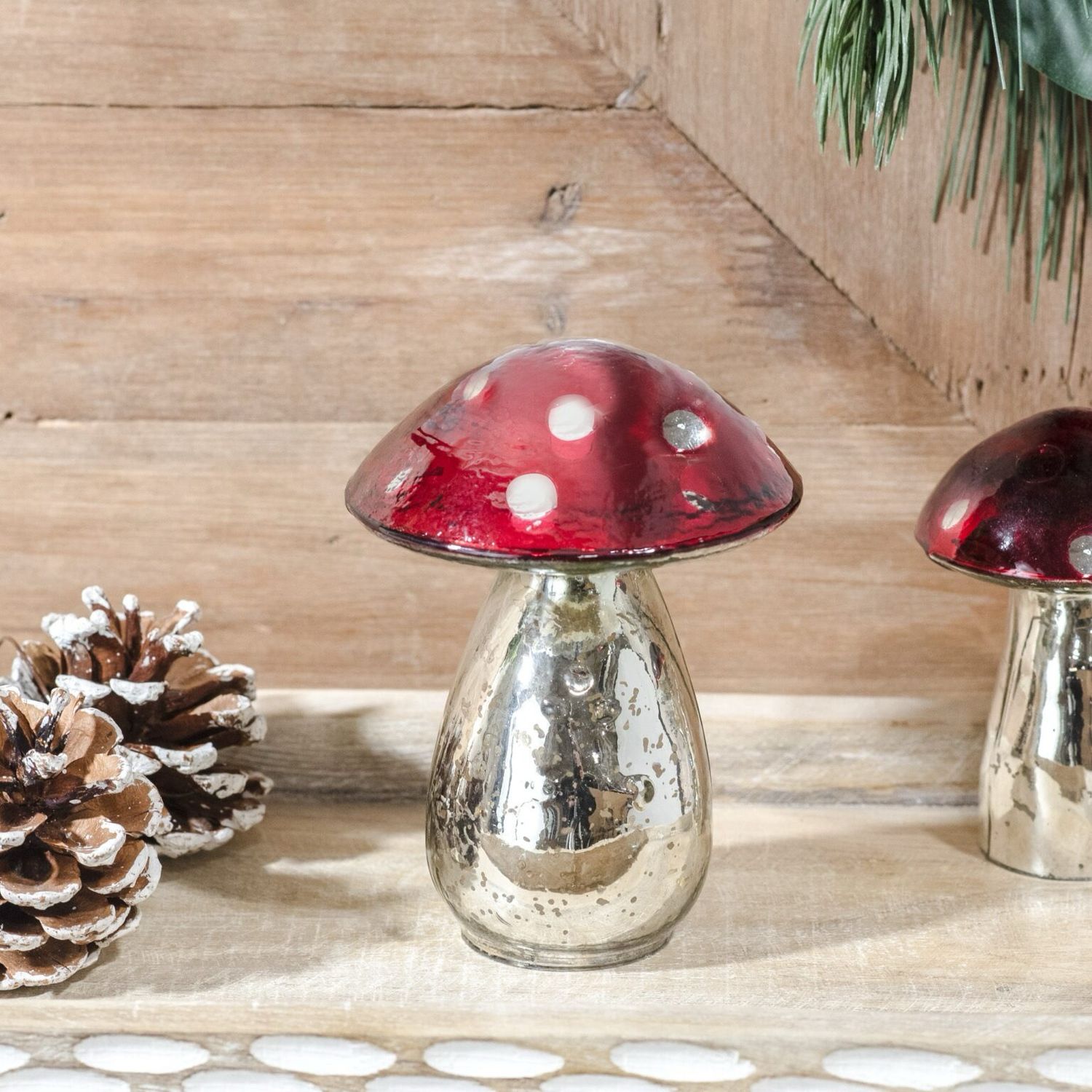 PDG 4.7&quot; Red Glass Deco Mushroom