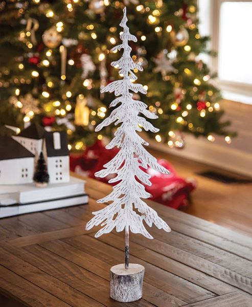 Col Md White Washed Metal Cmas Tree 24&quot;