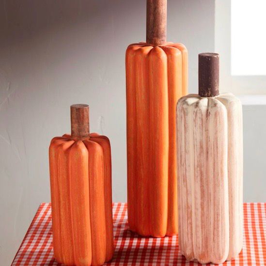 MP Sm Wooden Pumpkin Sitter 10&quot;