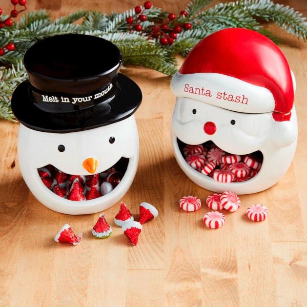 MP Santa Open Candy Container 7x6