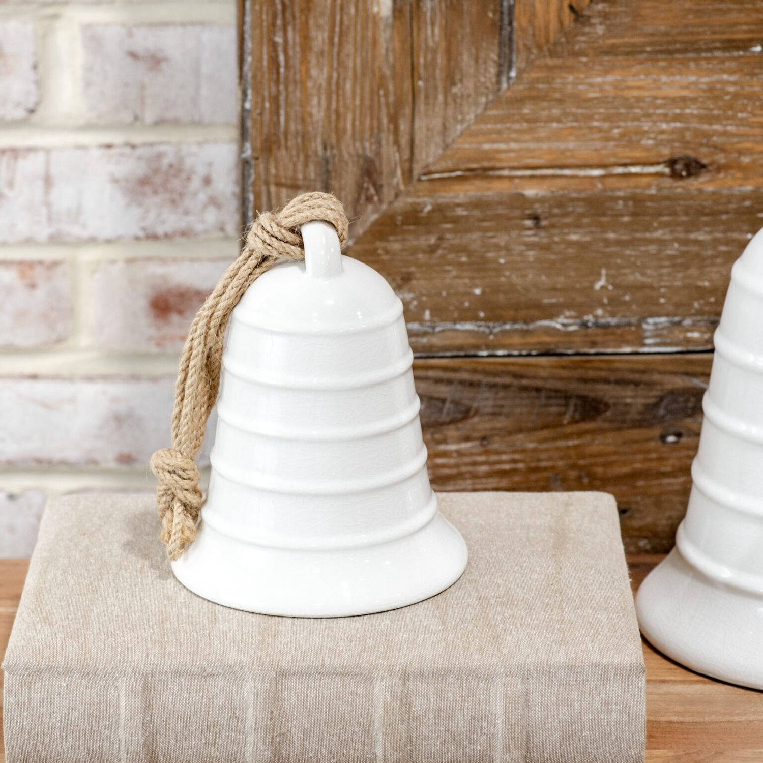 Pdg 7&quot; White Ceramic Bell