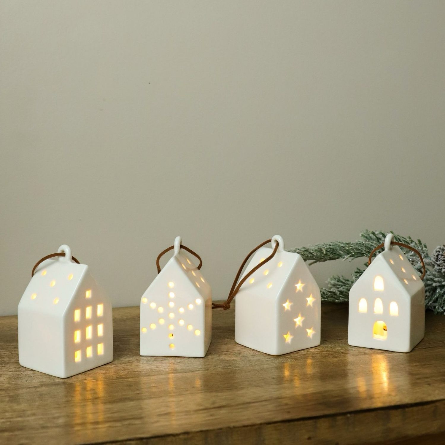 Pdg Snowflake LED House Orn