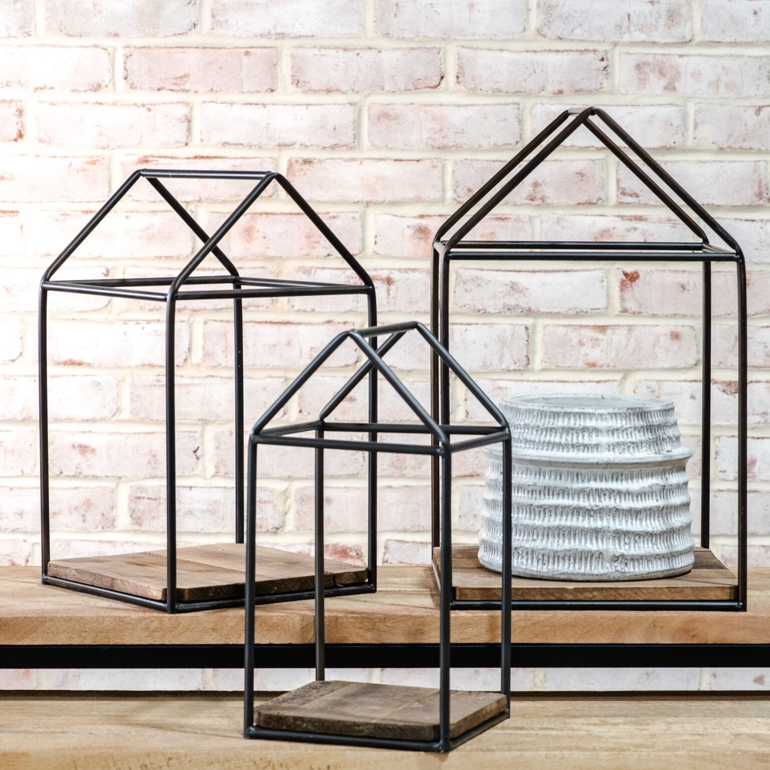 Pdg Md House Frame W/wood 15.5x8.75x8.75