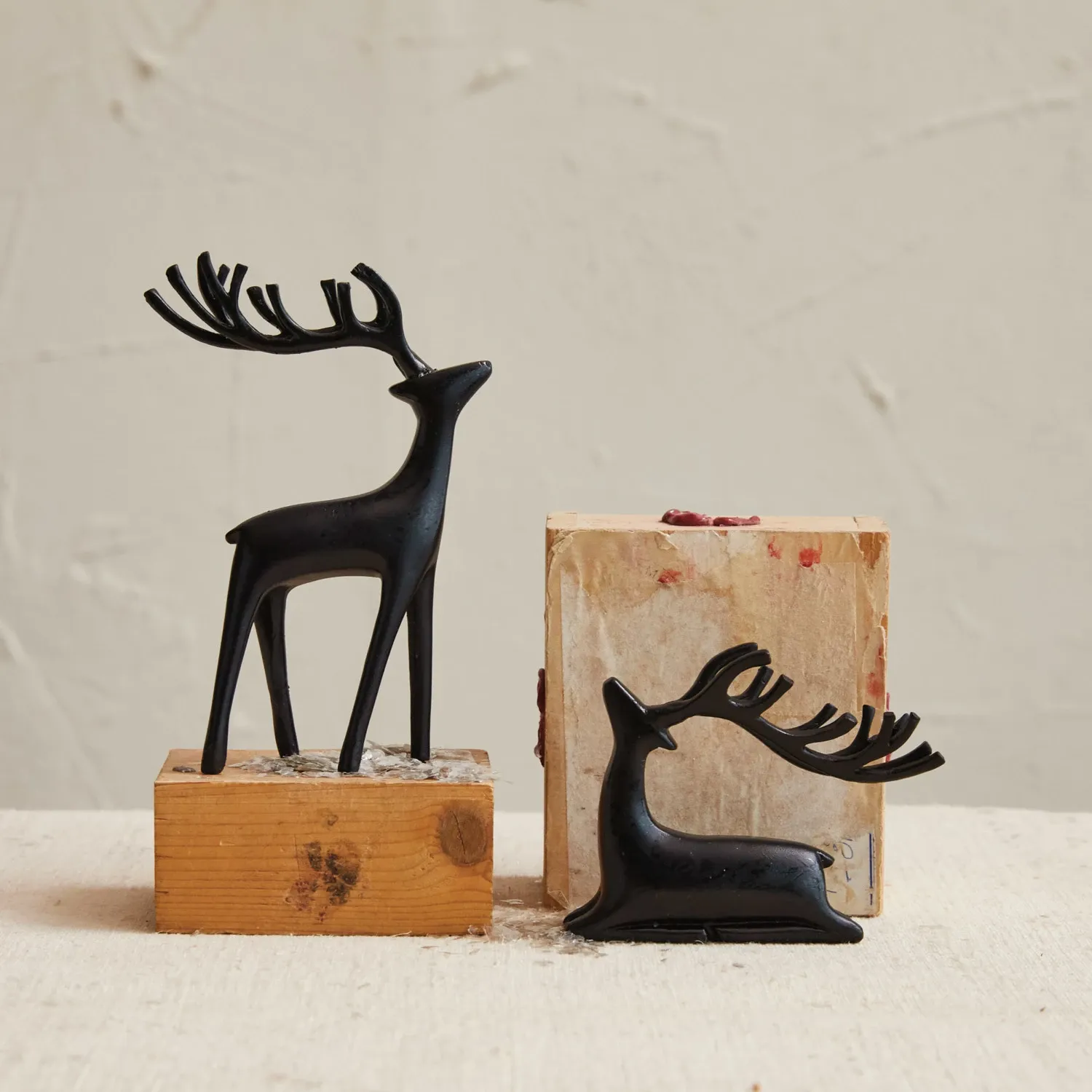 Cco Black Standing Reindeer 3.25x5.5