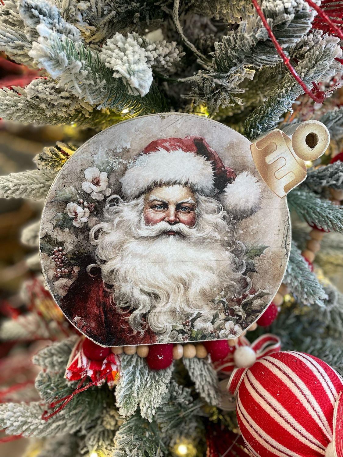 Jarmz Ornament Sitter 10x8 Flow Santa
