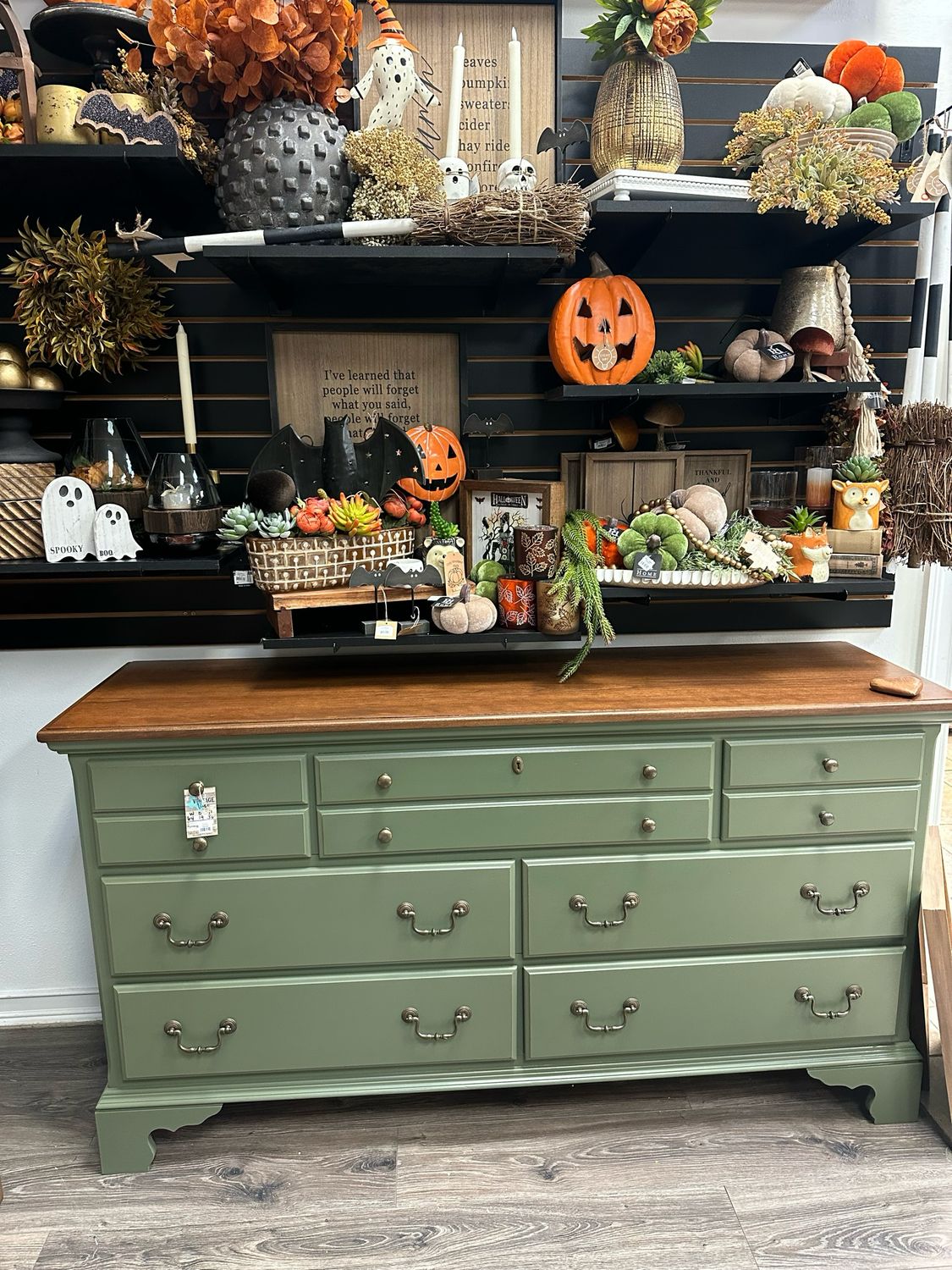 VV Cactus Dresser 64x19x36