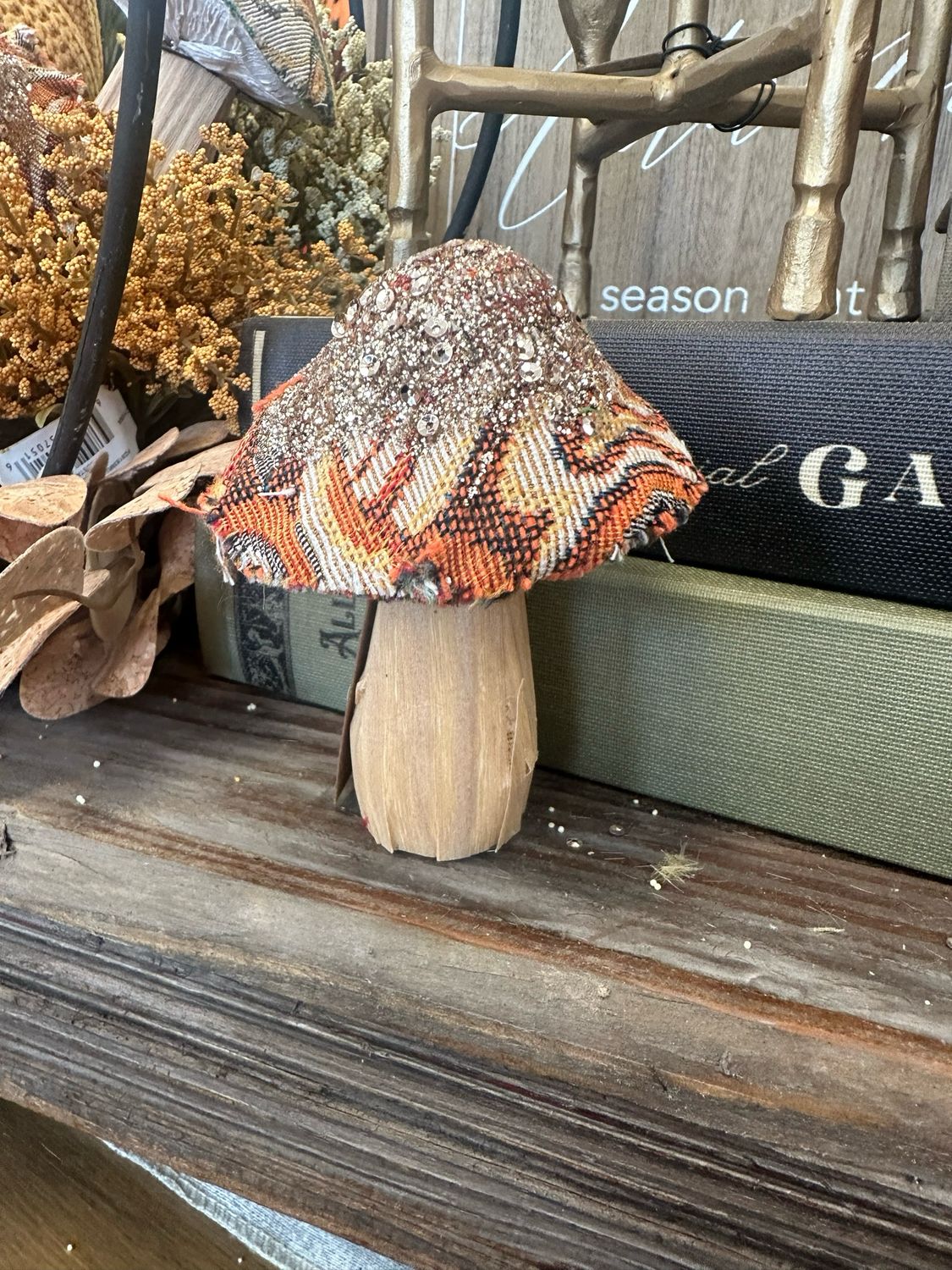 CCO Sm 4&quot; Glitter Top Mushroom