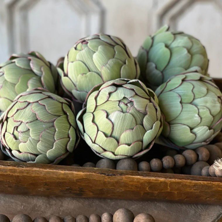 Lan 7" Green Artichoke Stem