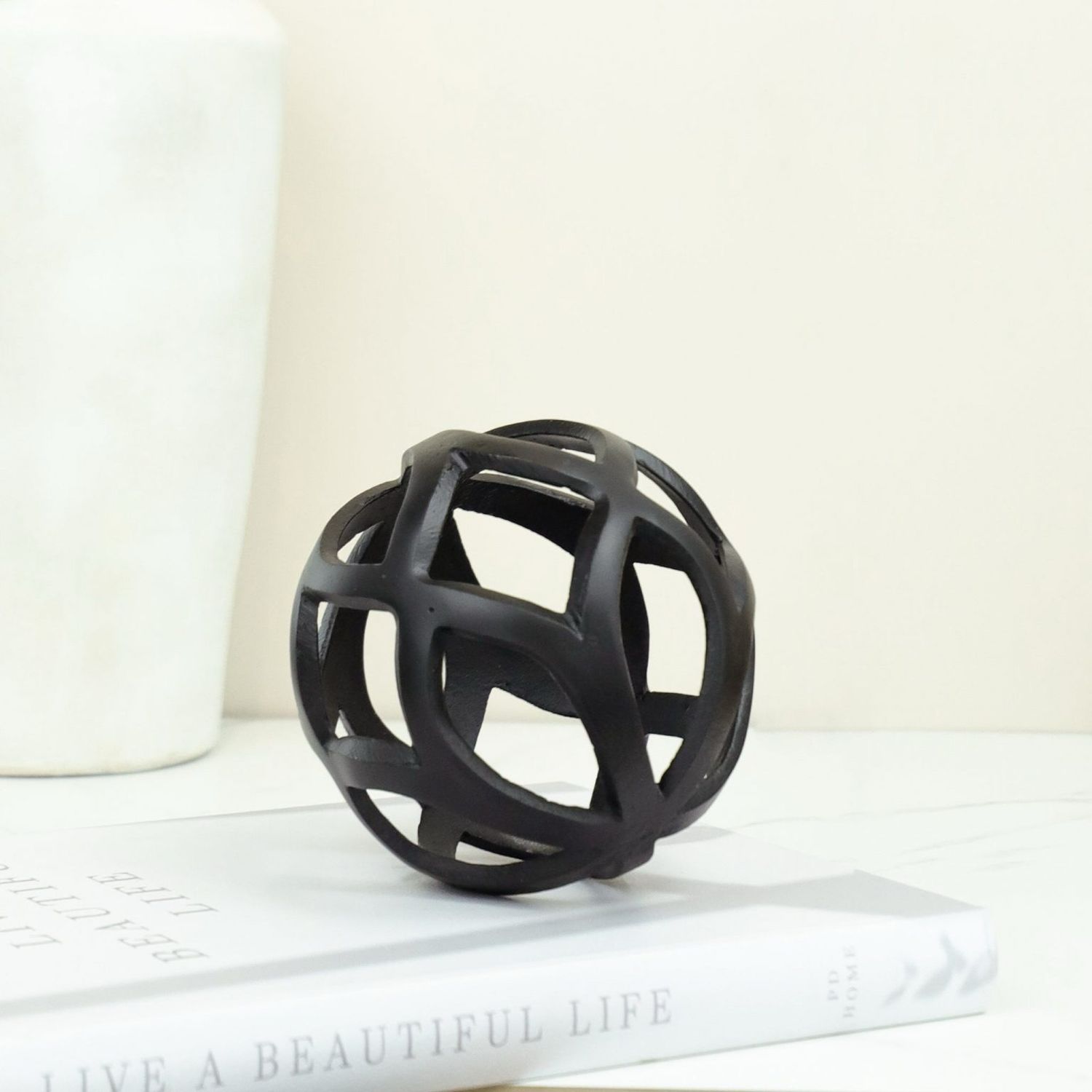 Pdg 6&quot; Black Metal Orb