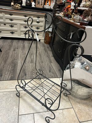 Cima Hanging Basket Holder