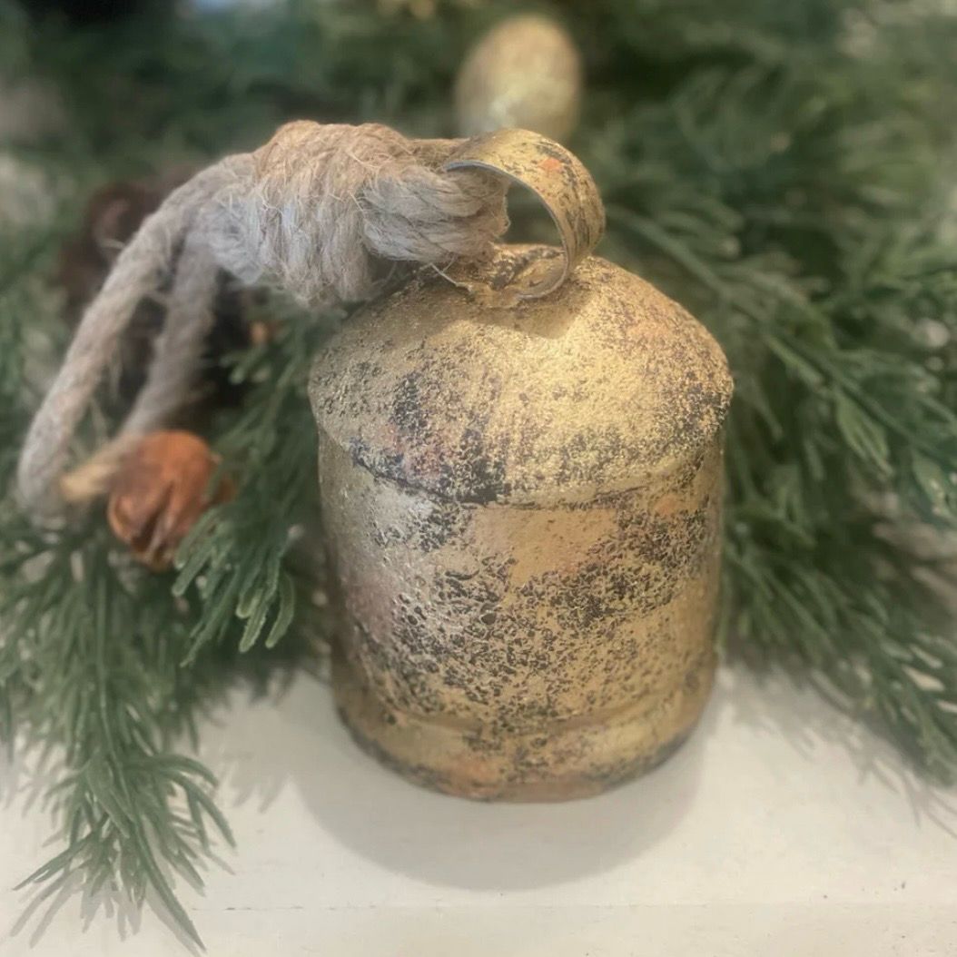 Col 3.75&quot; Antique Gold Bell