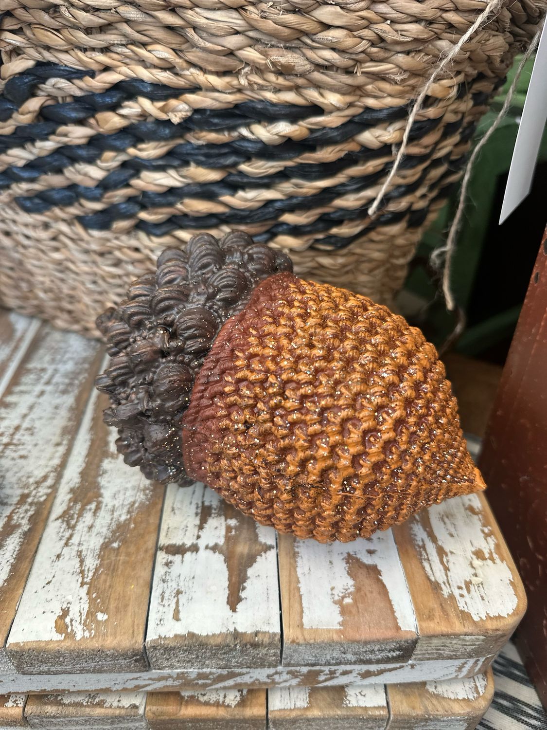 Ger Lg Resin Acorn Orange 6.75&quot;