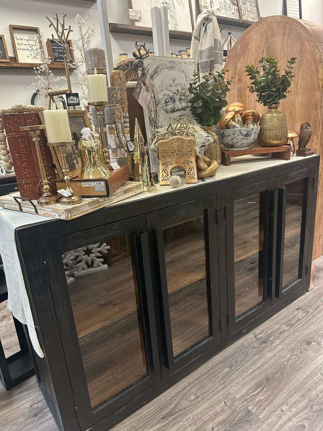 LPI 4 Glass Door 72x18x39