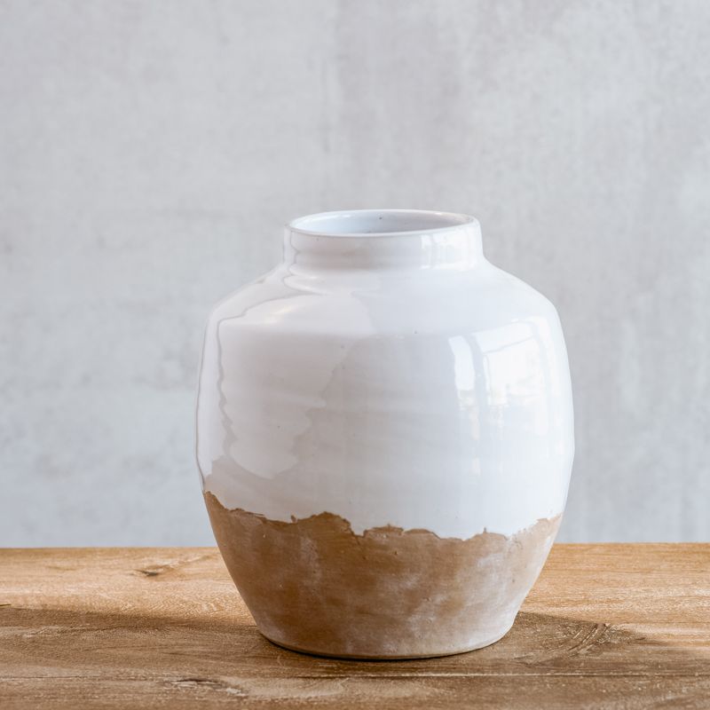 Pdg 9.5&quot; White/Sand Round Vase