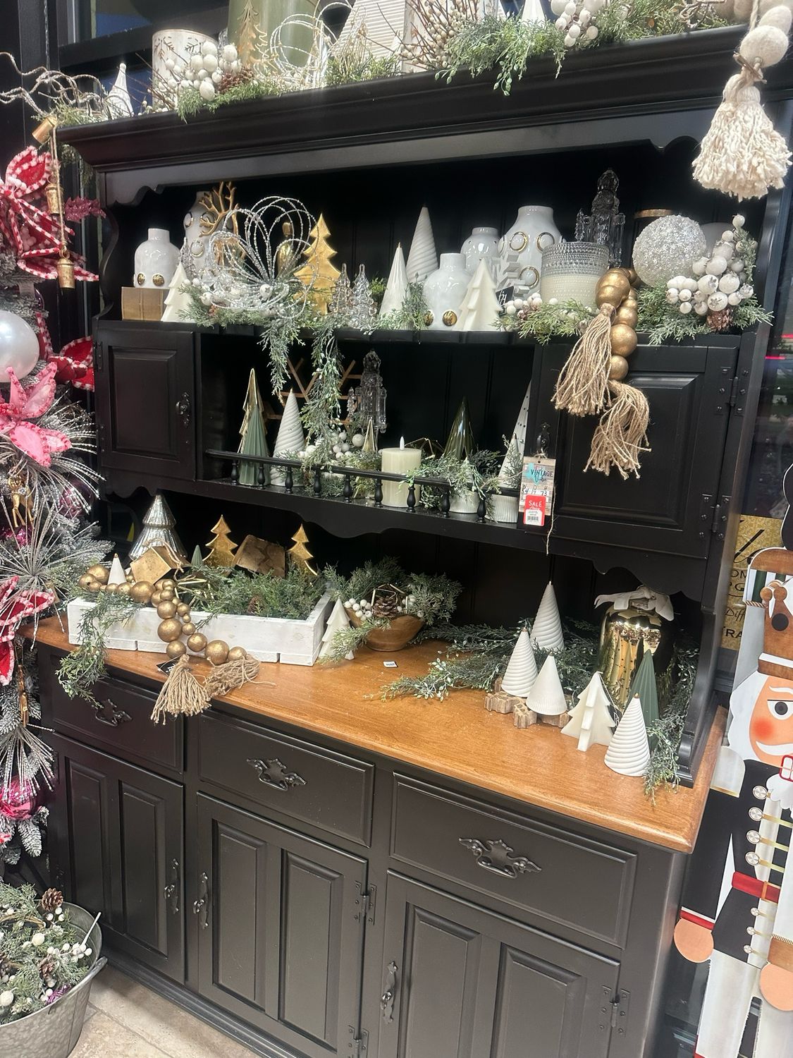 VV LB hutch 54x19x73 sale 
