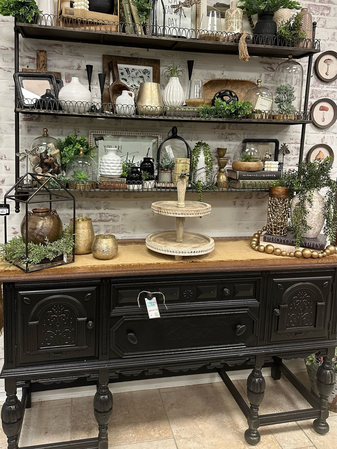 VV LB Buffet 66x21x36.5