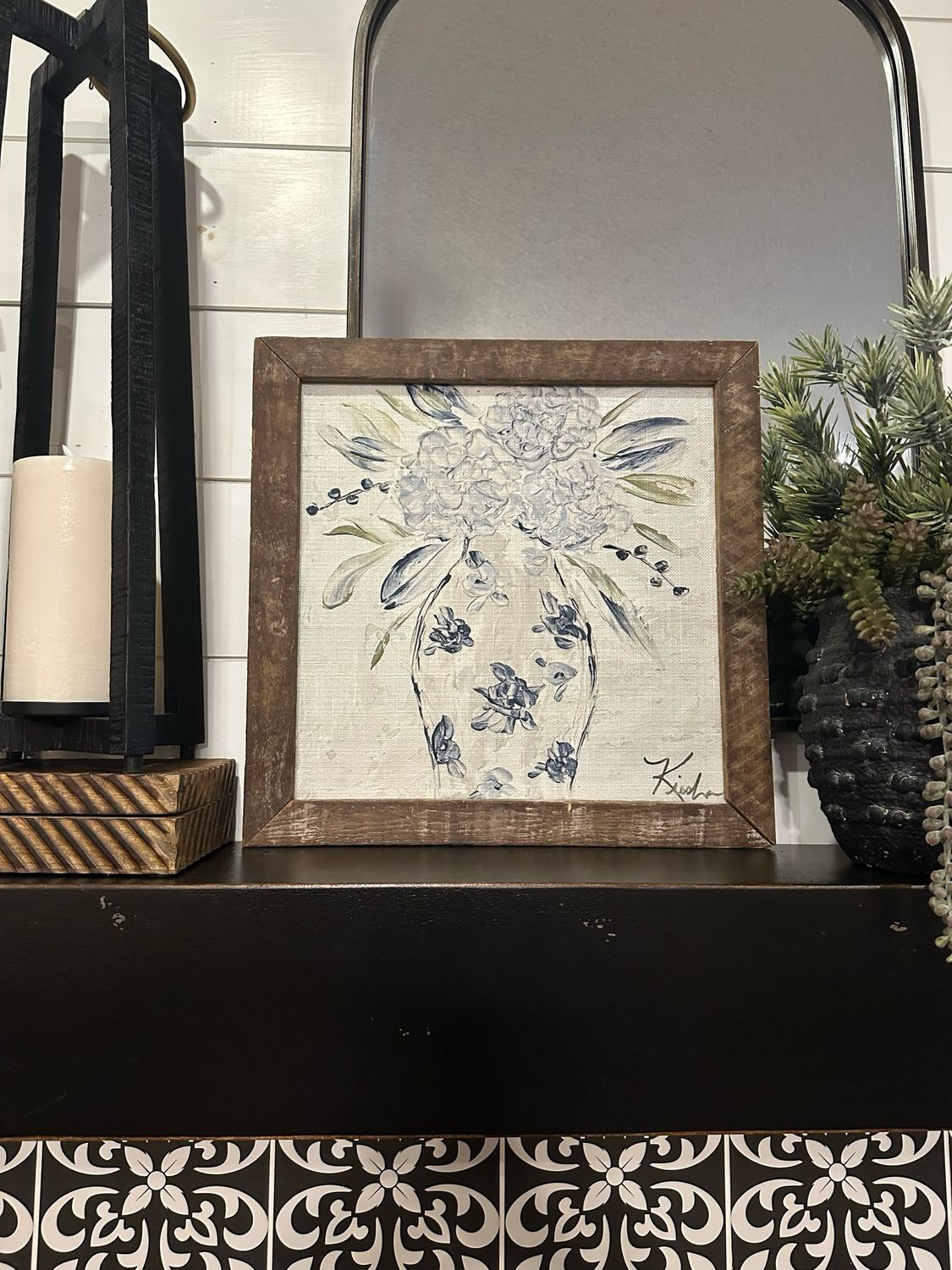 SCM 18x18 White Blue Vase