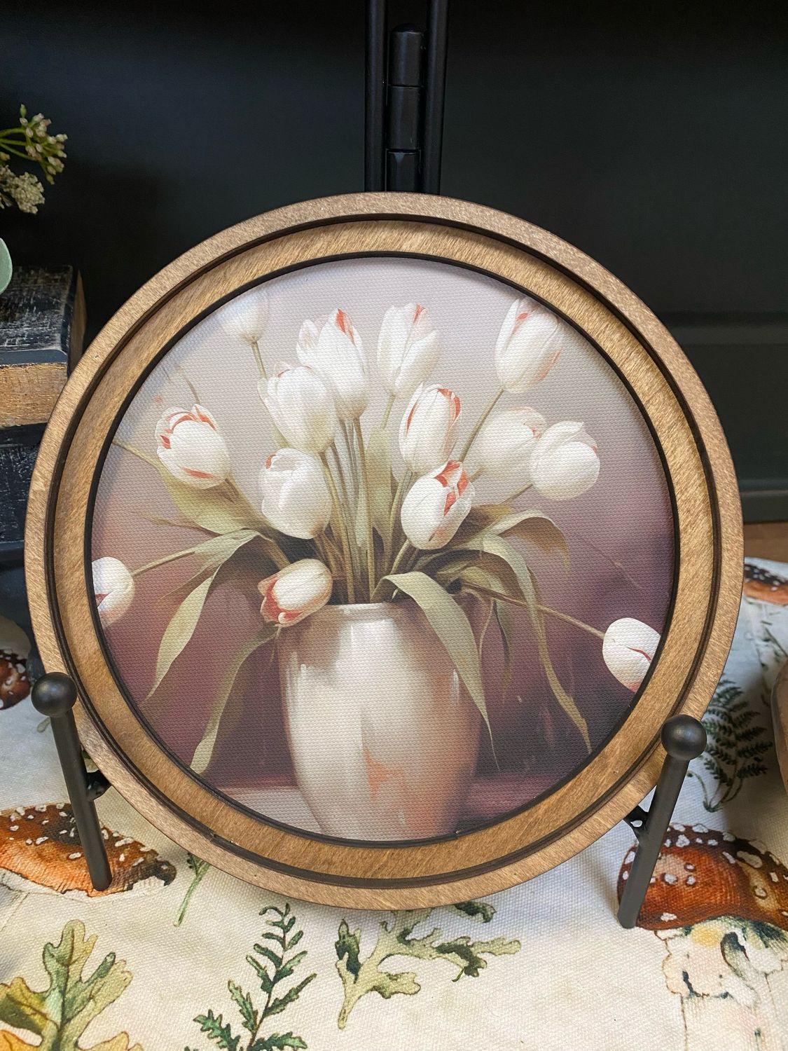 Red 8&quot; Round Tulips Art