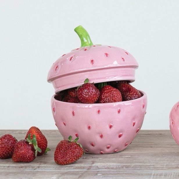 CCO Strawberry Jar w/lid 5x5.5