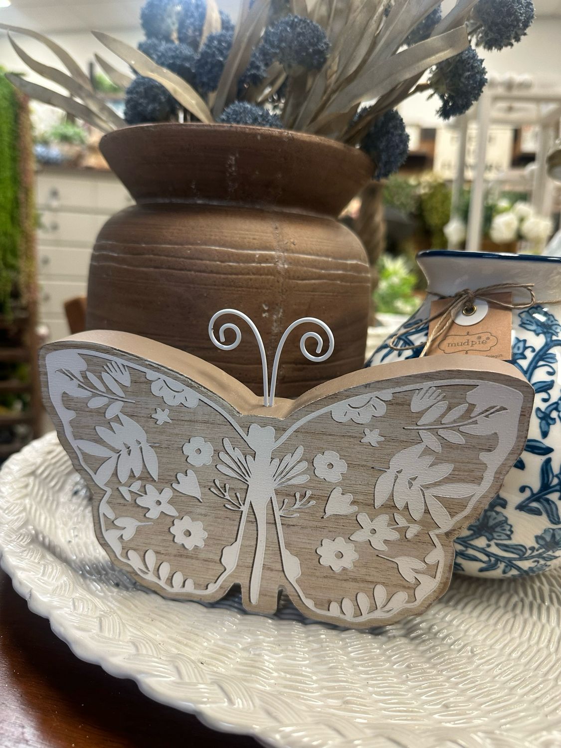 Yng MDF Flowers Butterfly 8x5.25