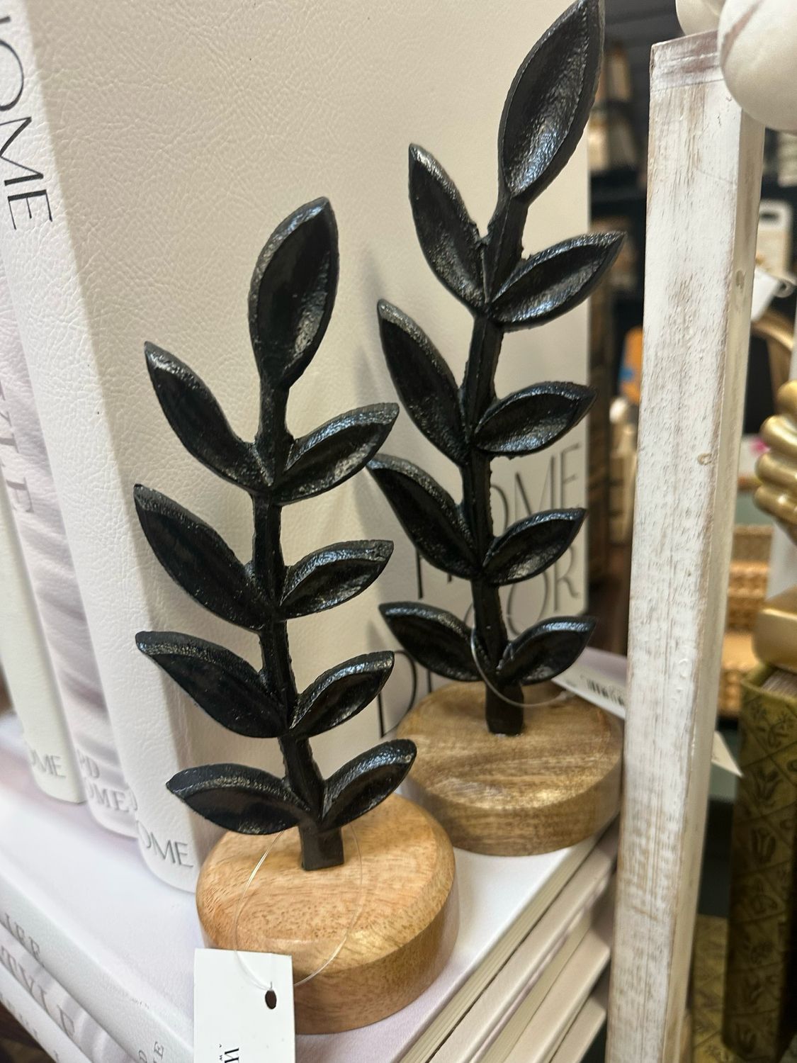 WTC Lg Metal Sprig On Stand 9.6&quot;