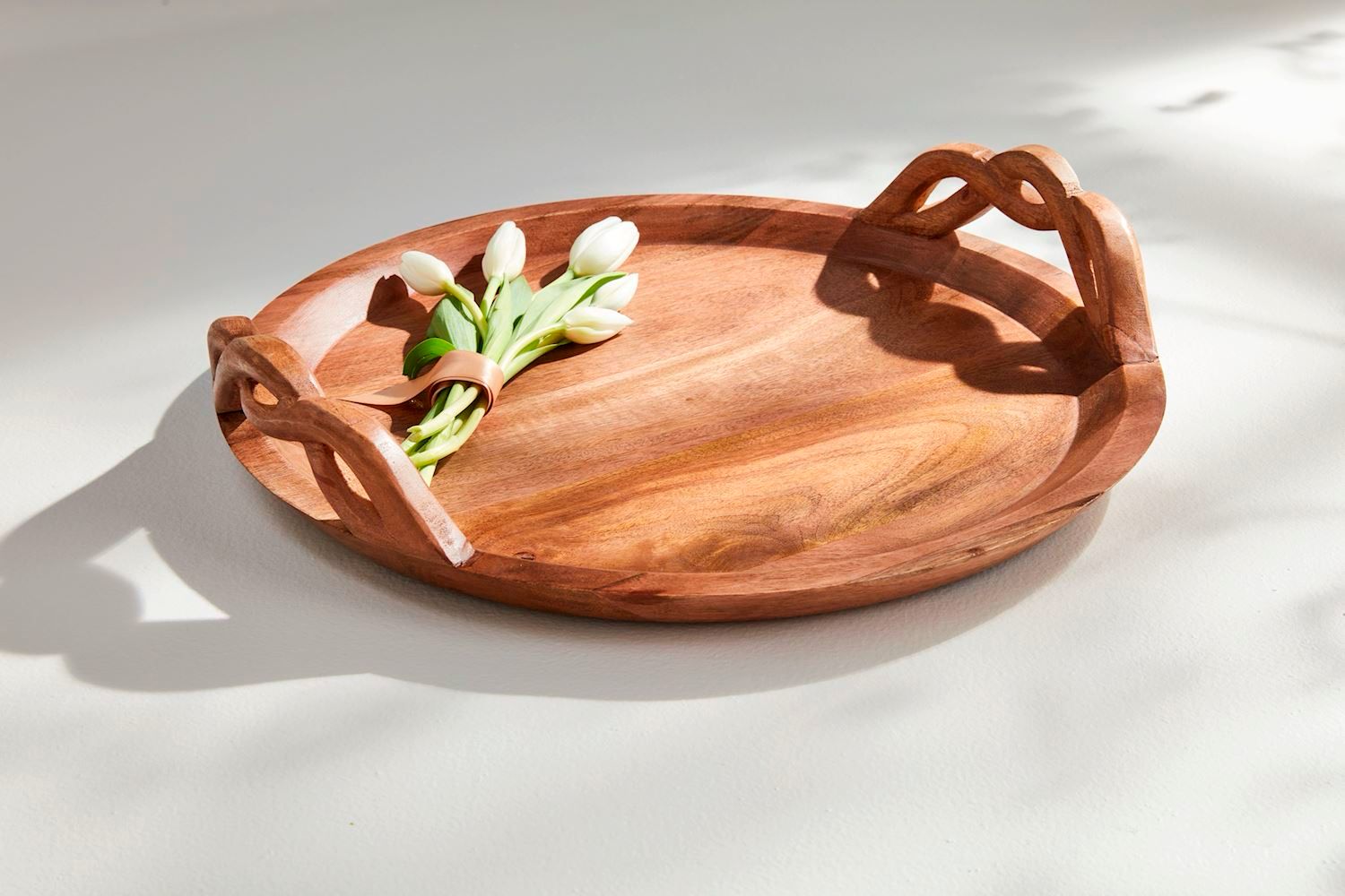 MP 18&quot; Twisted Handle Wood Tray