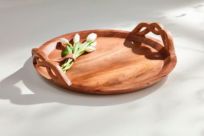 MP 18&quot; Twisted Handle Wood Tray