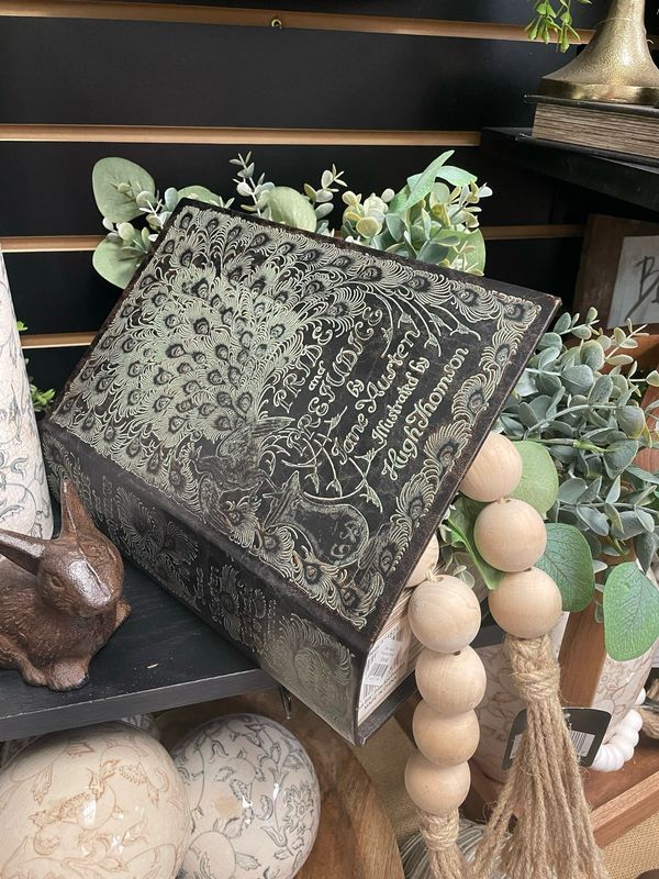 Pbk Pride &amp; Prejudice Book Box 7x10.6x2.6