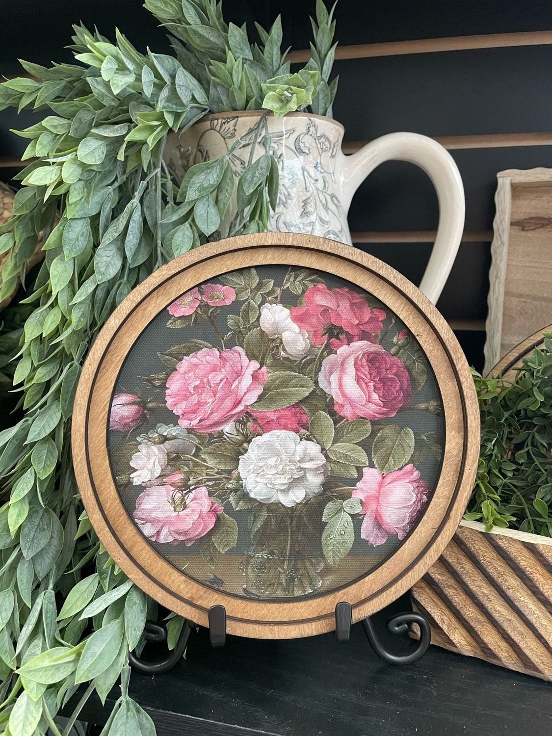 Red 8&quot; Round Pink Roses Art