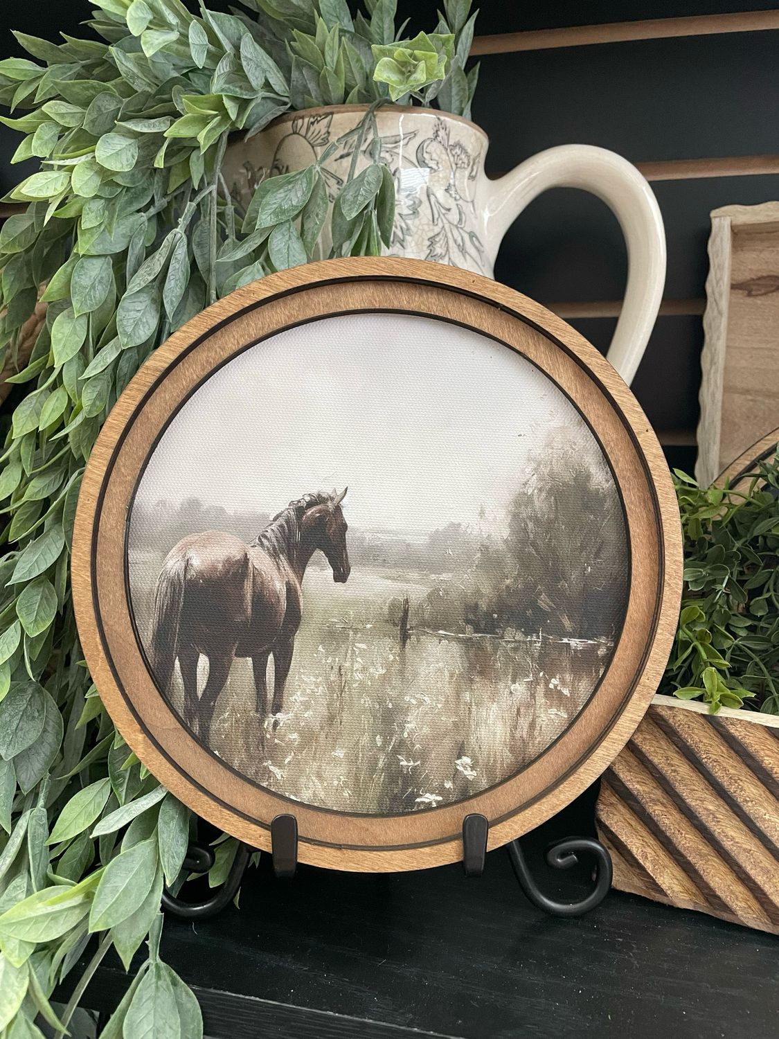Red 8&quot; Round Horse Painting Art