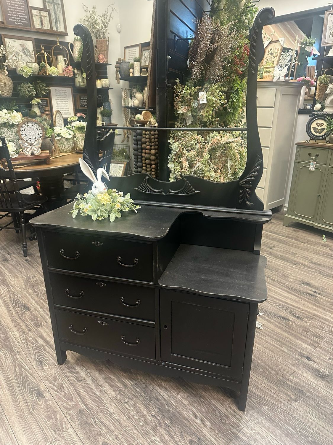 VV Lb Washstand sale 