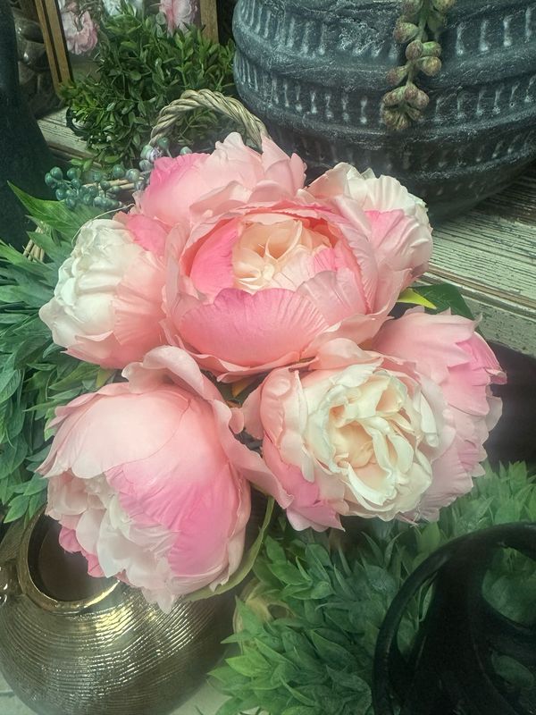 DC Peony Bouquet Pk