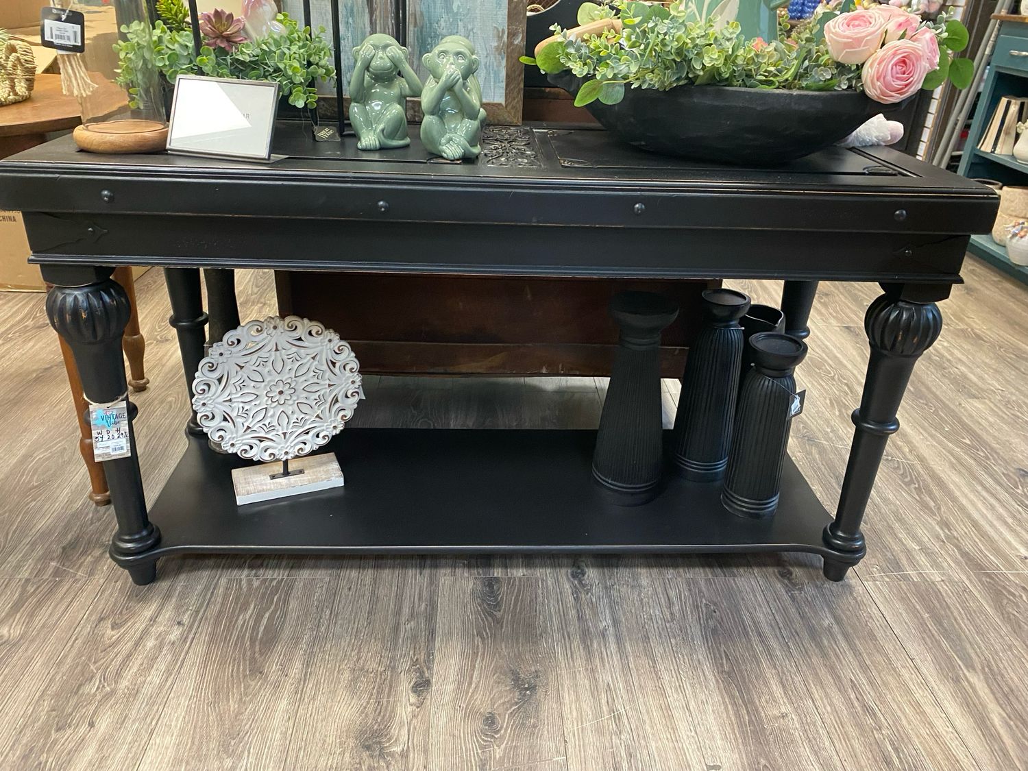 VV Anchor Entry Table 54x20x29.5